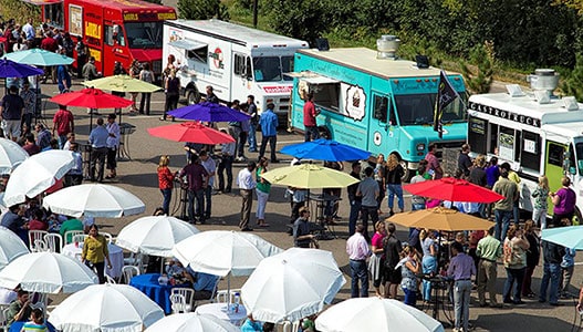 Outdoor Events Reconnect Teams foodtrucks